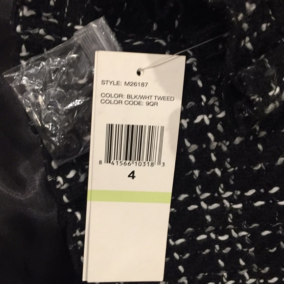 DKNY Jacket - Picture 6 of 6